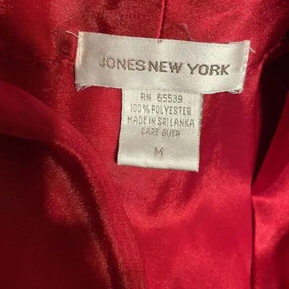 Gorgeous Floral Embroidered Robe - Picture 2 of 2